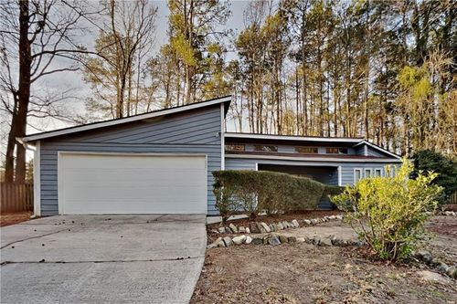 2330 Post Creek Ct, Marietta, GA, 30062-1639 | Card Image