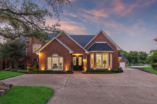 4127 Manorview Ln, Dallas, TX, 75228-7502 | Card Image
