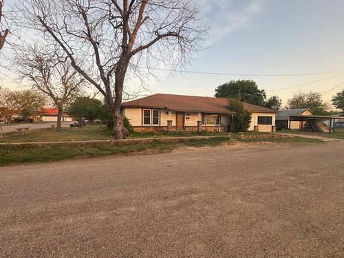 1200 N 10th St, Ballinger, TX, 76821-3642 | Card Image