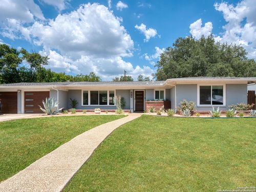 215 Tophill Rd, San Antonio, TX, 78209-3443 | Card Image