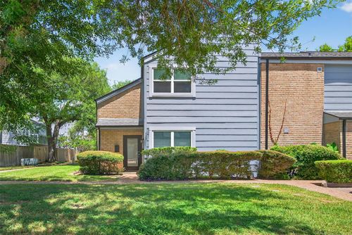 723 Worthshire St, Houston, TX, 77008-6432 | Card Image