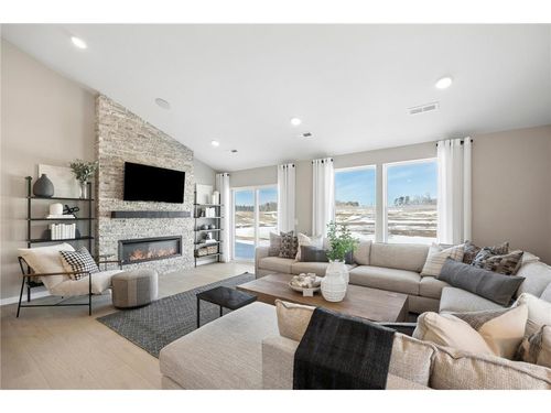 1794 Tamarack Rd, Shakopee, MN, 55379-4683 | Card Image