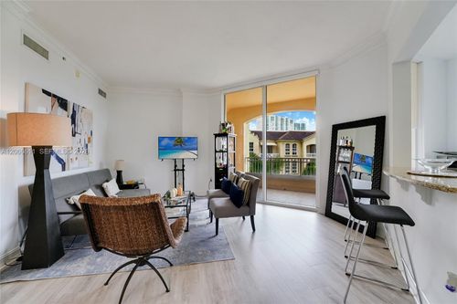 612-3001 Ne 185th St, Aventura, FL, 33180-3346 | Card Image