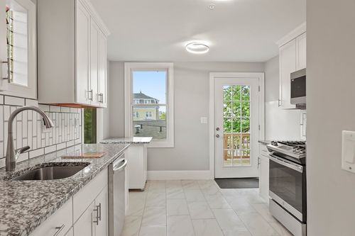 2-7 Waumbeck St, Boston, MA, 02121 | Card Image