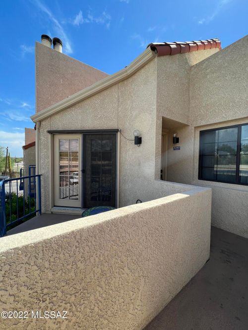 k147-1200 E River Rd, Tucson, AZ, 85718-5729 | Card Image