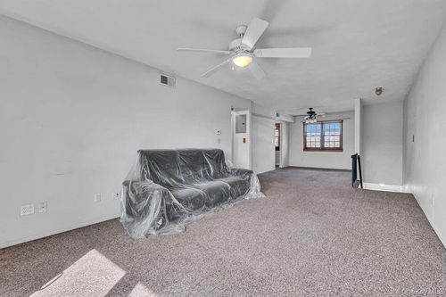 228 Mariners Way, Babylon, NY, 11726 | Card Image