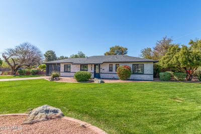 3028 E Coolidge Street, House other with 3 bedrooms, 2 bathrooms and null parking in Phoenix AZ | Image 3