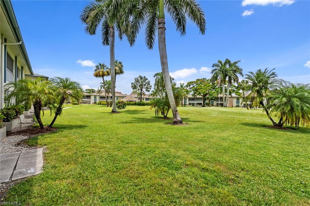 Residential in NAPLES 3