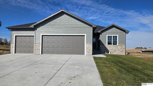 720 W 24th Circle, Wahoo, NE, 68066 | Card Image