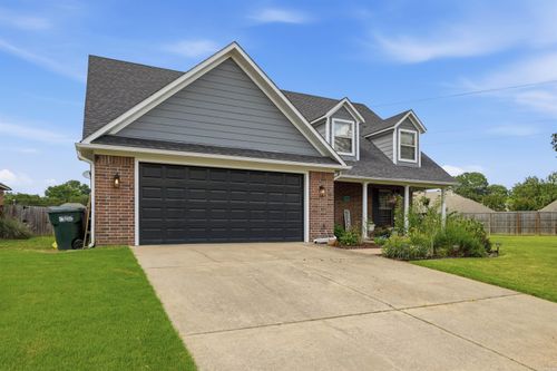 4610 Fugitt St, Conway, AR, 72034-3455 | Card Image