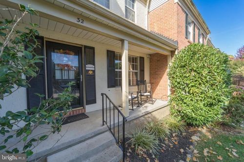 32 Lovett Ct, LUTHERVILLE TIMONIUM, MD, 21093-6728 | Card Image