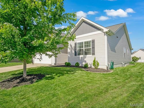 813 Hawkridge Run, Shiloh, IL, 62221-3575 | Card Image