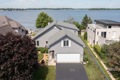 37292 N Stanton Point Rd, Ingleside, IL, 60041-8415 | Card Image