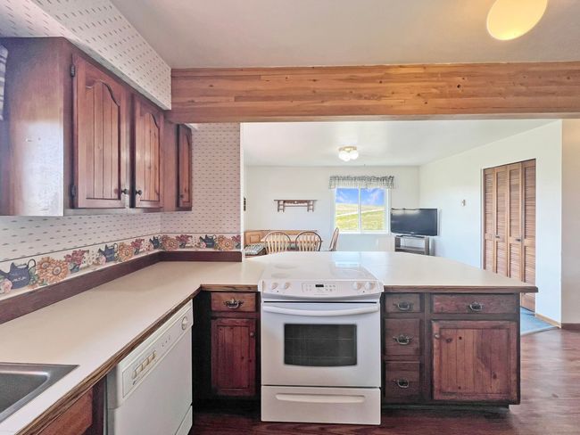 Kitchen | Image 11