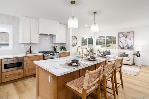 3722 Dixon Pl, San Diego, CA, 92107-3739 | Card Image