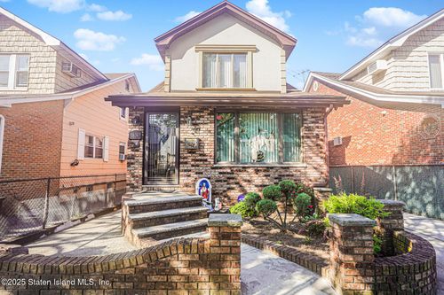 1836 72nd St, Brooklyn, NY, 11204-5313 | Card Image