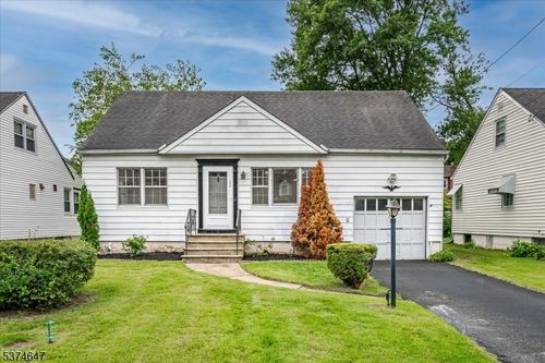 206 Sailer St, Cranford, NJ, 07016-2547 | Card Image