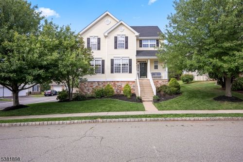 50 Winding Hill Dr, Hackettstown, NJ, 07840-5671 | Card Image