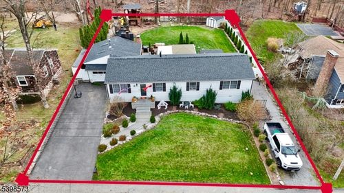 153 Mountain Cir S, West Milford, NJ, 07480-3213 | Card Image