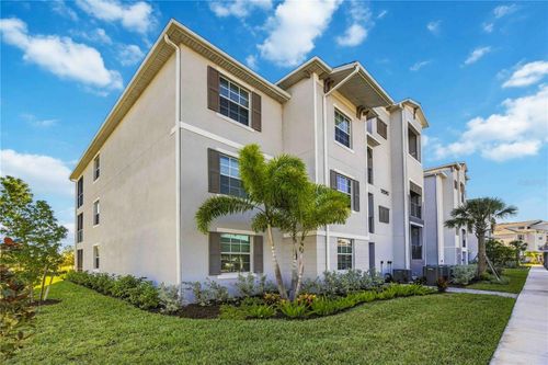 402-17570 Opal Sand Dr, Venice, FL, 34293-7286 | Card Image