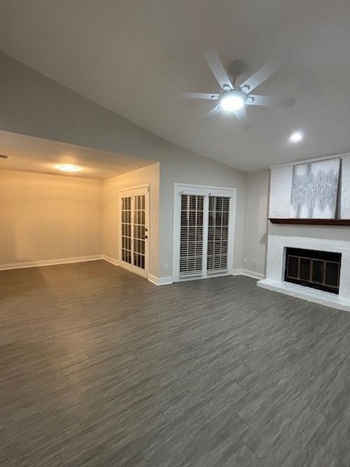 unit-204-1104 Riverchase Ln, Arlington, TX, 76011-2842 | Card Image