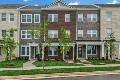 420 Seneca St, Lebanon, TN, 37090-2123 | Card Image