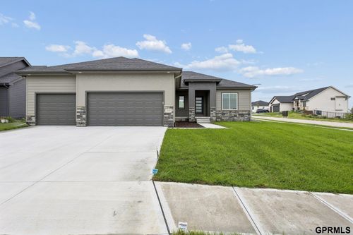21151 Jessie Ave, Elkhorn, NE, 68022-4266 | Card Image