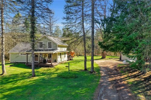 2566 Genesee Rd, Arcade, NY, 14009-9676 | Card Image