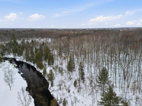 9010 Lake Dr, Mecosta, MI, 49332-9478 | Card Image