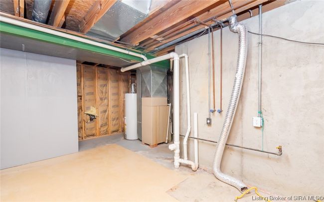 715 Valley View Trce, Home with 4 bedrooms, 3 bathrooms and null parking in New Albany IN | Image 58