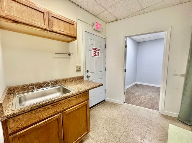 128 N Main St, Home with 0 bedrooms, 0 bathrooms and null parking in Saint Albans VT | Image 11