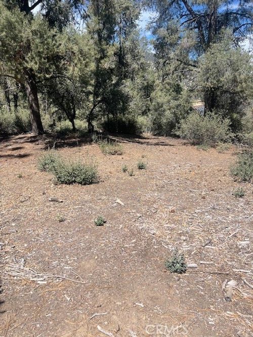 2426 Cedarwood Dr, Pine Mountain Club, CA, 93222-4007 | Card Image