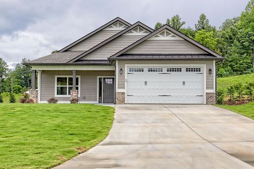 35 Mctyeire Drive, Young Harris, GA, 30582 | Card Image