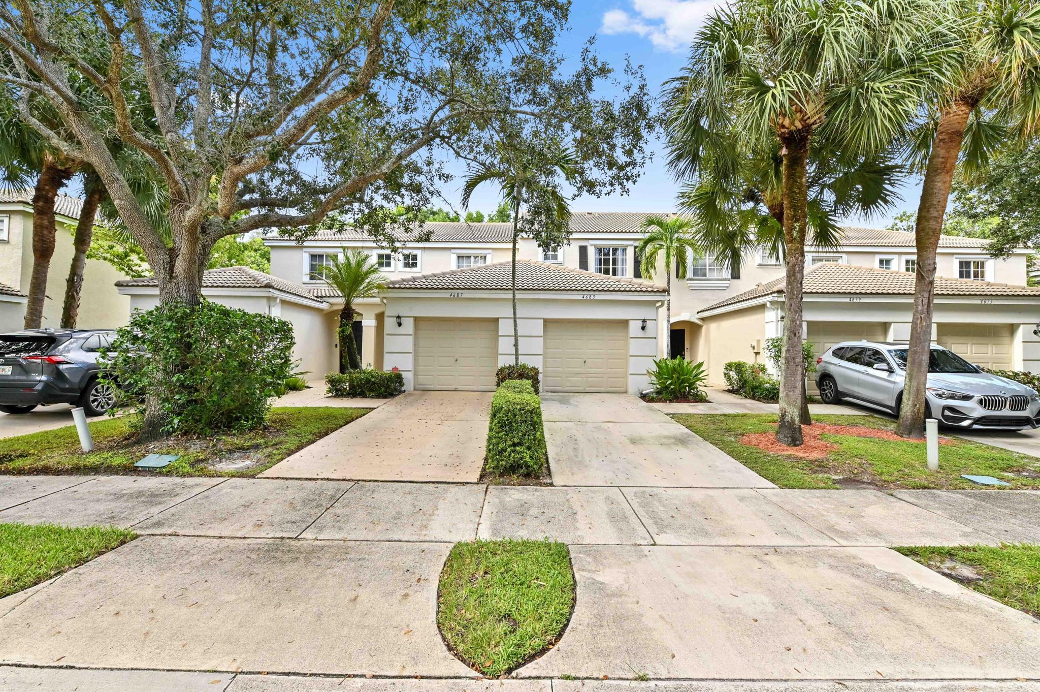 Palmbrooke Cir, West Palm Beach, FL 33417