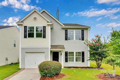 11235 Breezehill Ln, Charlotte, NC, 28262-1546 | Card Image