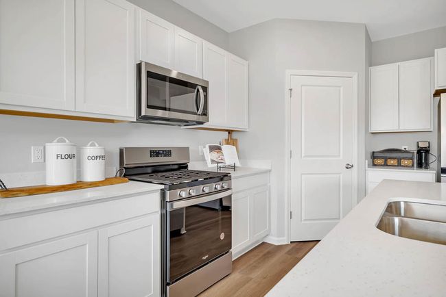 1822 Overland Dr, House other with 4 bedrooms, 3 bathrooms and 2 parking in Plainfield IL | Image 9