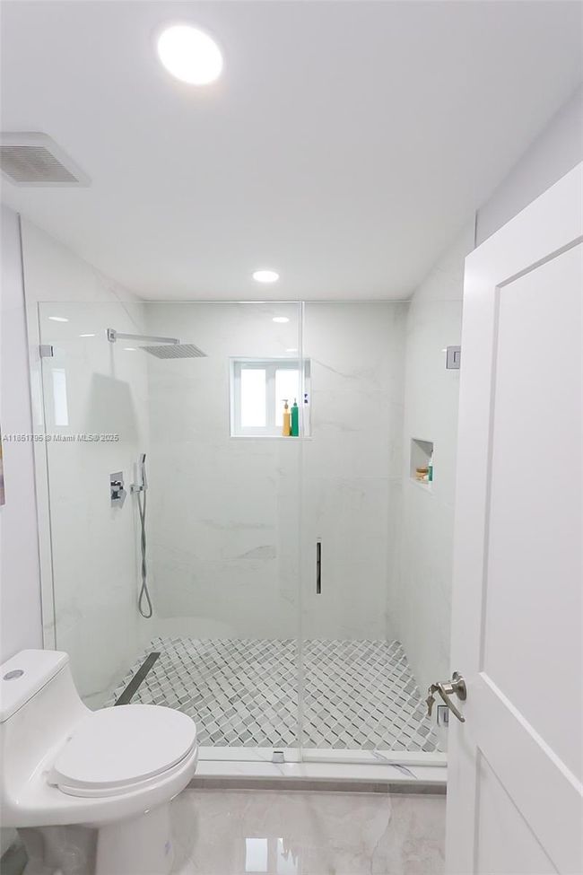 3813 Sw 149 Th Pl, House other with 4 bedrooms, 3 bathrooms and null parking in Miami FL | Image 26