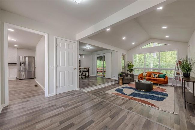 3349 Old Atlanta Rd, House other with 3 bedrooms, 2 bathrooms and 2 parking in Suwanee GA | Image 8