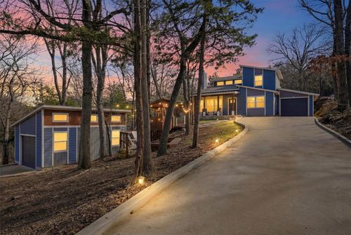 404 Hacienda Dr, Pottsboro, TX, 75076-4594 | Card Image