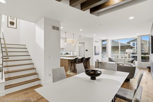 1580 Henrietta St, Birmingham, MI, 48009-4107 | Card Image