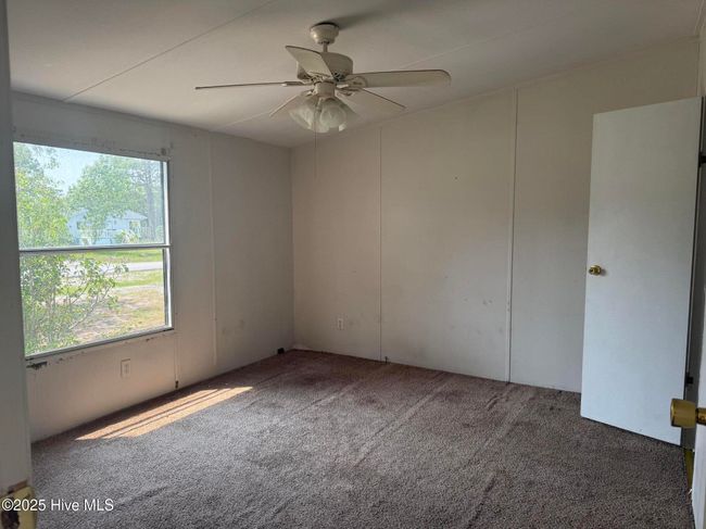 108 N Queens St, House other with 3 bedrooms, 2 bathrooms and null parking in Hubert NC | Image 10