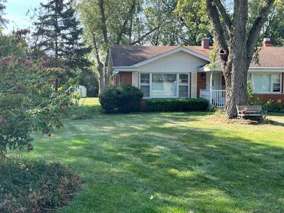 20W143 99th Street, House other with 3 bedrooms, 2 bathrooms and 8 parking in Lemont IL | Image 3