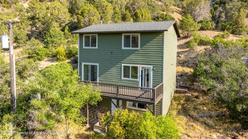 500 Mountain Shadows Dr, Glenwood Springs, CO, 81601-2662 | Card Image