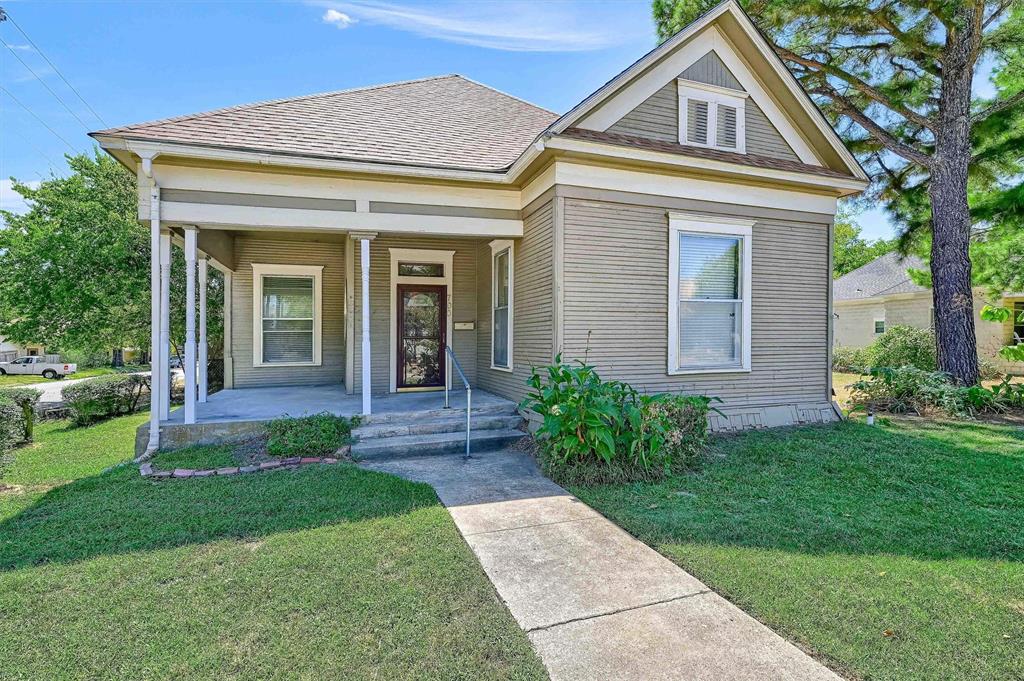 Monterey St, Denison, TX 75020