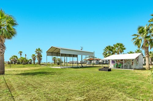 1021 N Church St, Gilchrist, TX, 77617 | Card Image