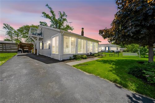 2012 Highland Ave, Ashtabula, OH, 44004-9738 | Card Image