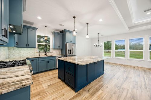 9115 Bush Buck Ln, Conroe, TX, 77303-1107 | Card Image