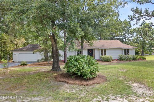 102 Rolling Hill Ct, West End, NC, 27376 | Card Image