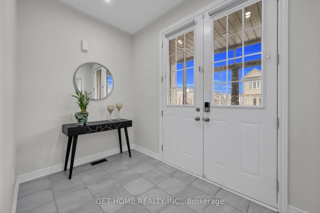 18 Germain Cir, House attached with 5 bedrooms, 4 bathrooms and 1 parking in Brampton ON | Image 19