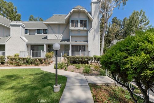 33-18424 Lemarsh St, Northridge, CA, 91325-1064 | Card Image